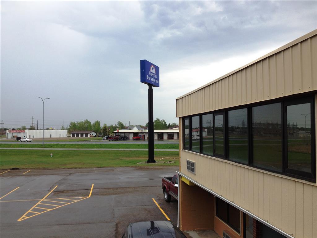 Devils Lake Inn By Oyo Near Devils Lake Regional Airport Exterior foto